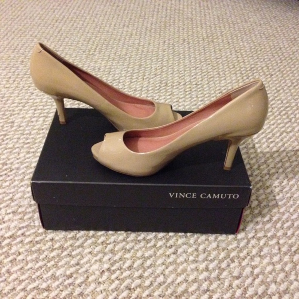 Vince Camuto Nude Kitten Heels